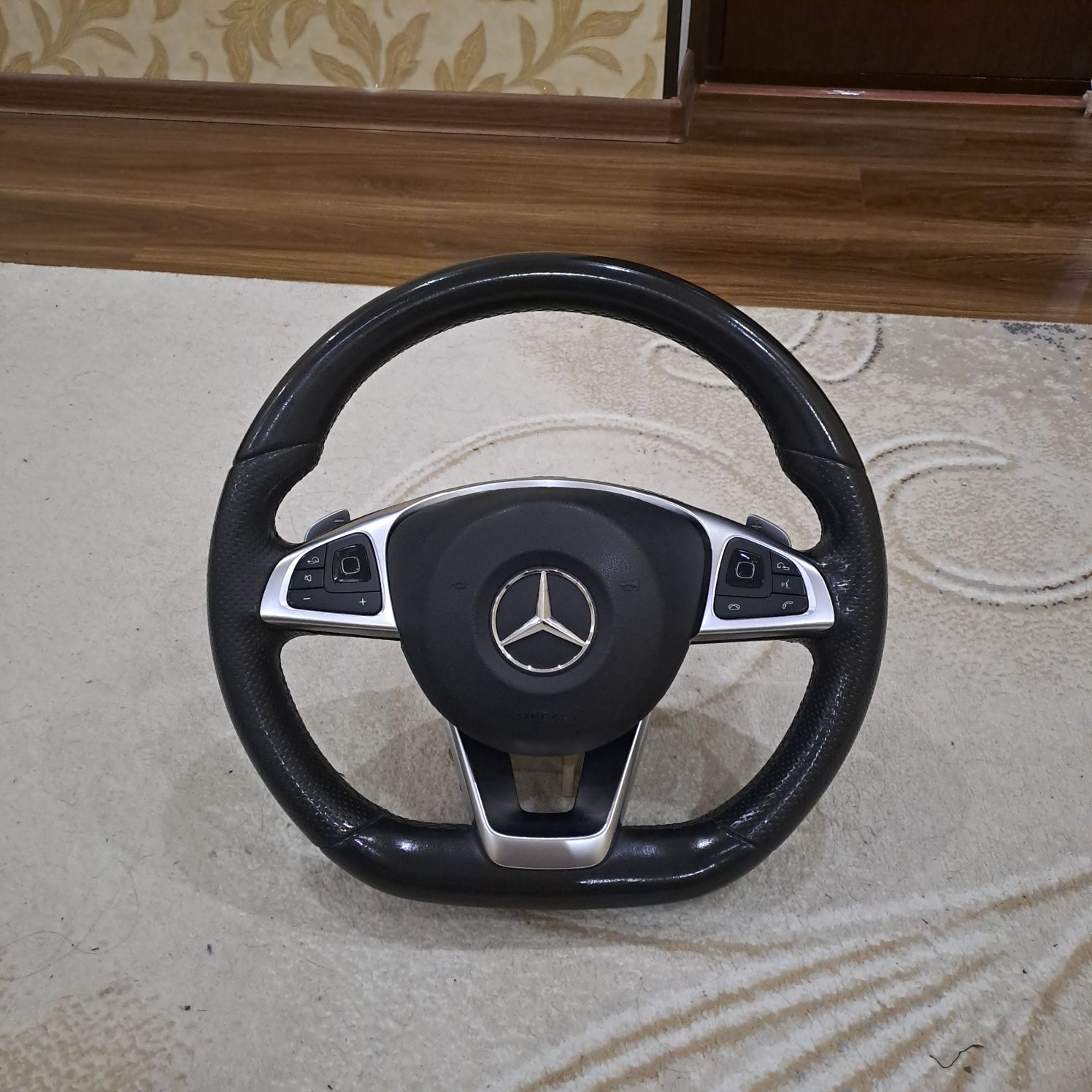 Мерс Рул w205 Amg Sport Sensirli knopka futulka qoqilgan Rul