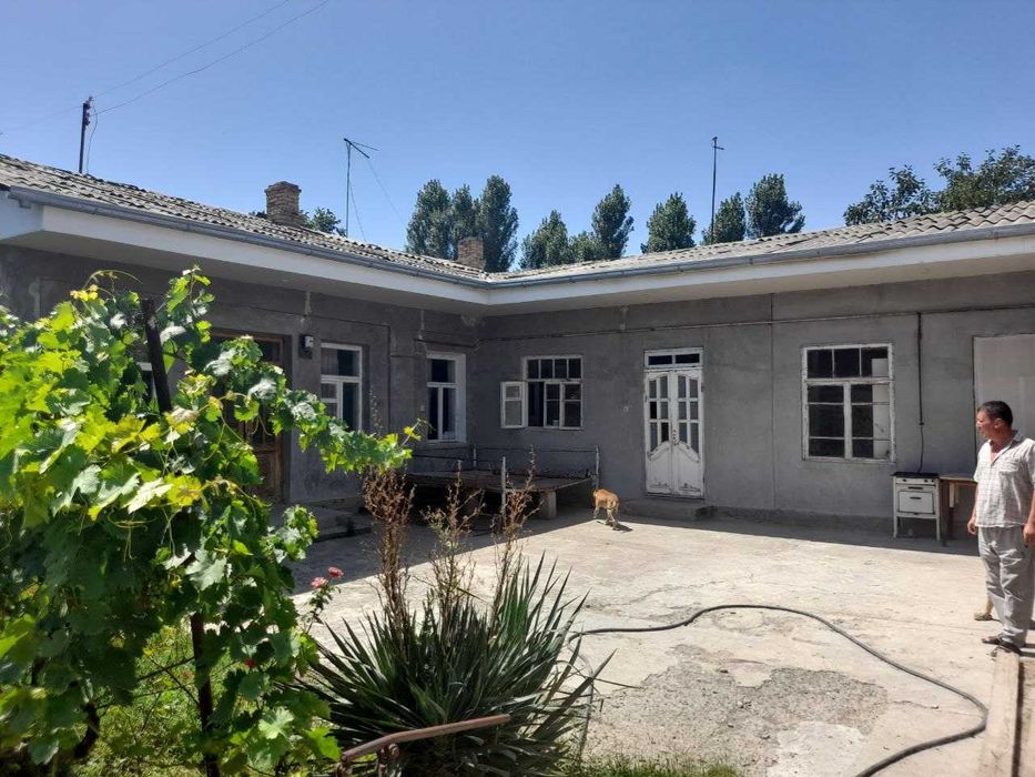 Кибрайда уй сотилади