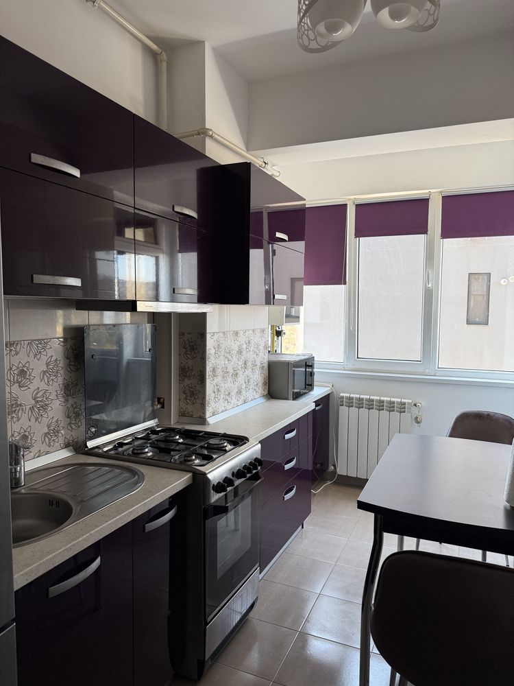 De inchiriat apartament cu 2 camere zona Tomis Nord Constanta