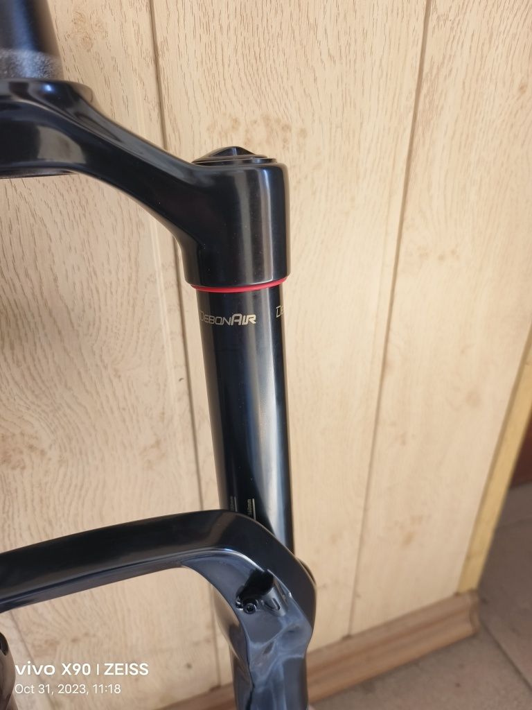 Вилка RockShox Revelation RC Debon Air 29'' 150mm 15x110mm Boost