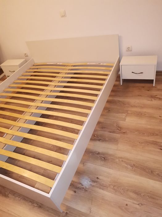 Mobila ikeia pat noptiere dulap