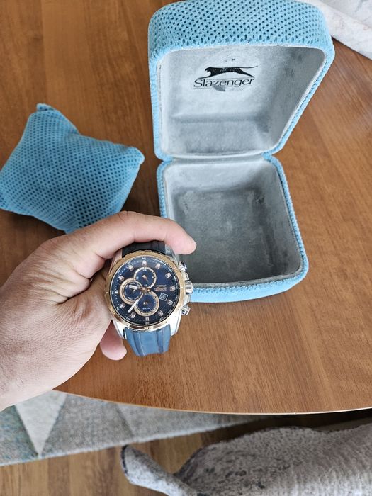 Часовник " Slazzenger "