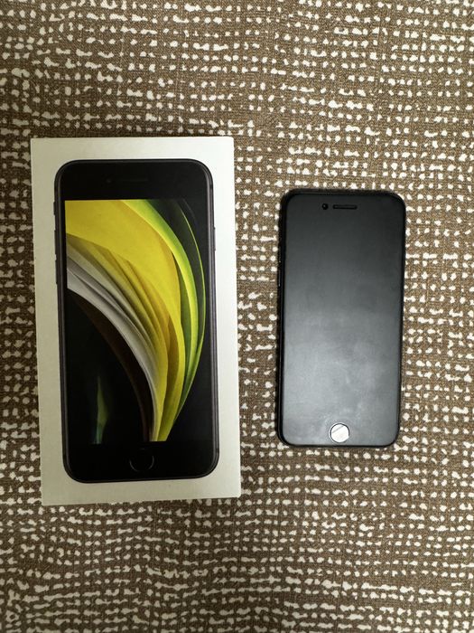 Продам Iphone se 2020