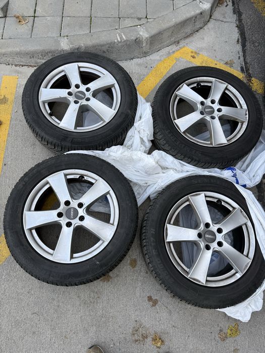 Зимни гуми с джанти DEZENT 215/60/17