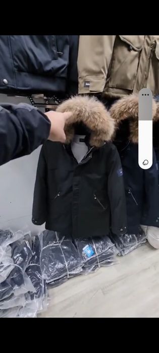 Мужская куртка с капюшоном темносиняя 46 размер