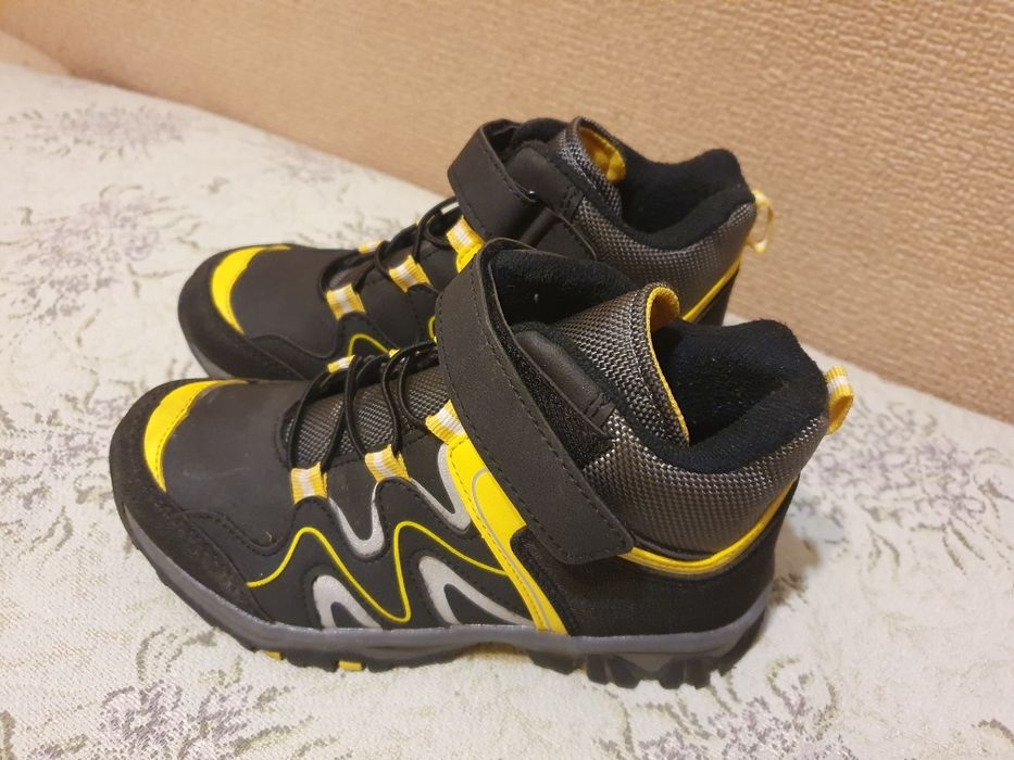 Демисезонные ботинки