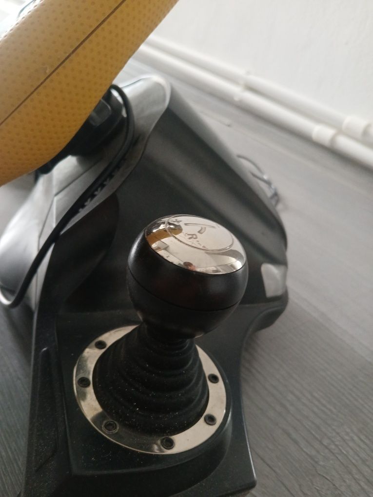 Vând  sau schimb ps 3 funcțional
