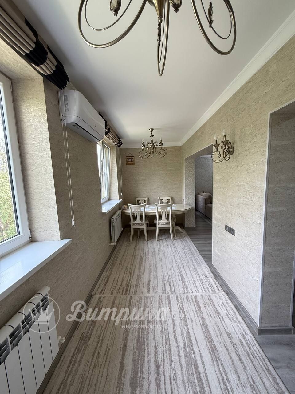 Продается 4 комнатная квартира