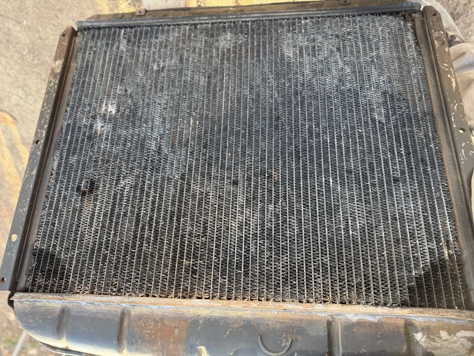 Радиатор на Зил состояние б/у