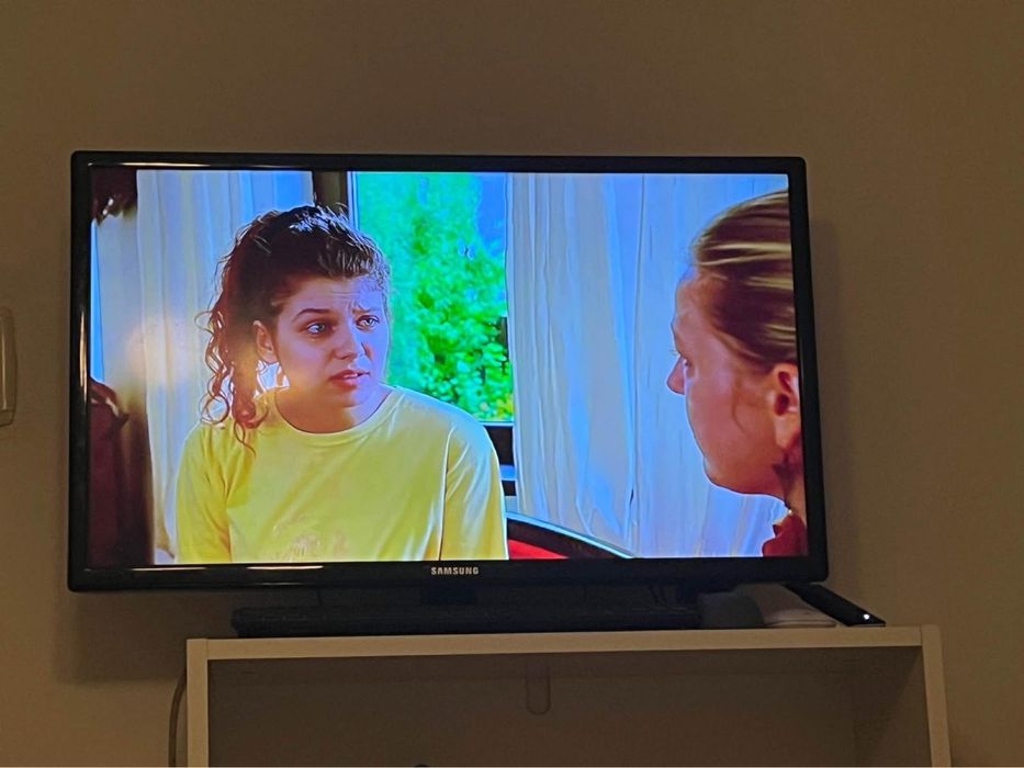 Televizor Samsung cu Smart Tv Google Chromecast v2