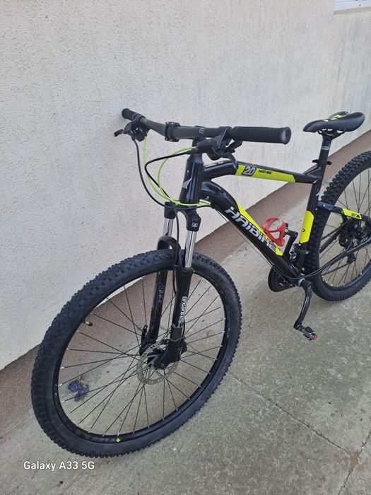 Vând bicicletă  rou