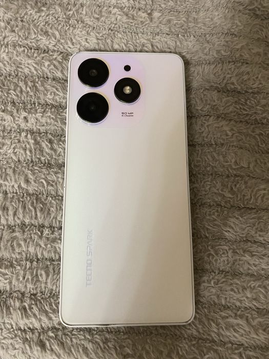 Продам телфон tecno spark 10 pro