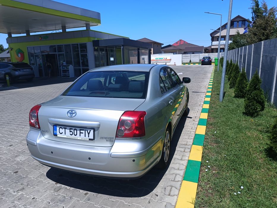 Toyota Avensis T 25 sau schimb cu ATV 4×4