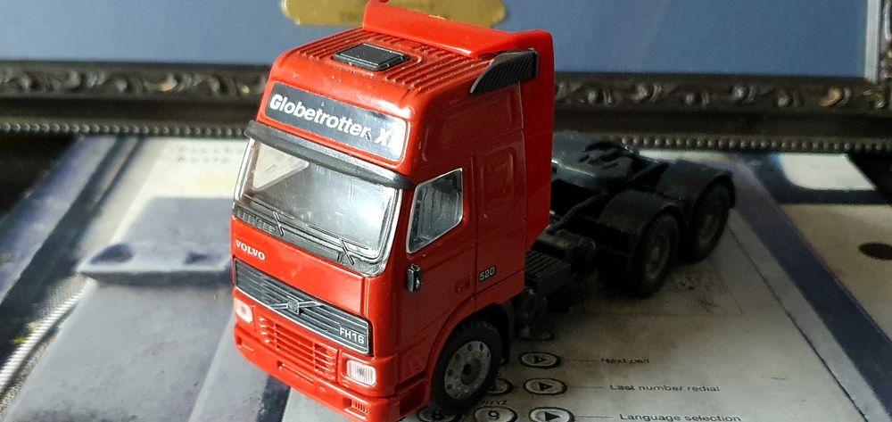 Matchbox и други ретро колички, играчки и модели