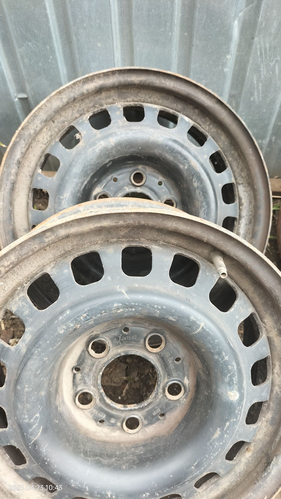 Диски на r 15 и r 14.