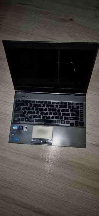 Laptop Thosiba Portege z930-118