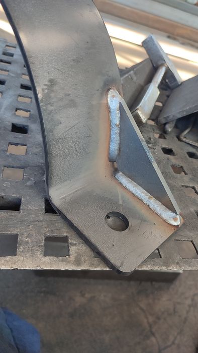 Сварщик с европейскими опыт работы на полуавтомате mig-mag (кемпи)