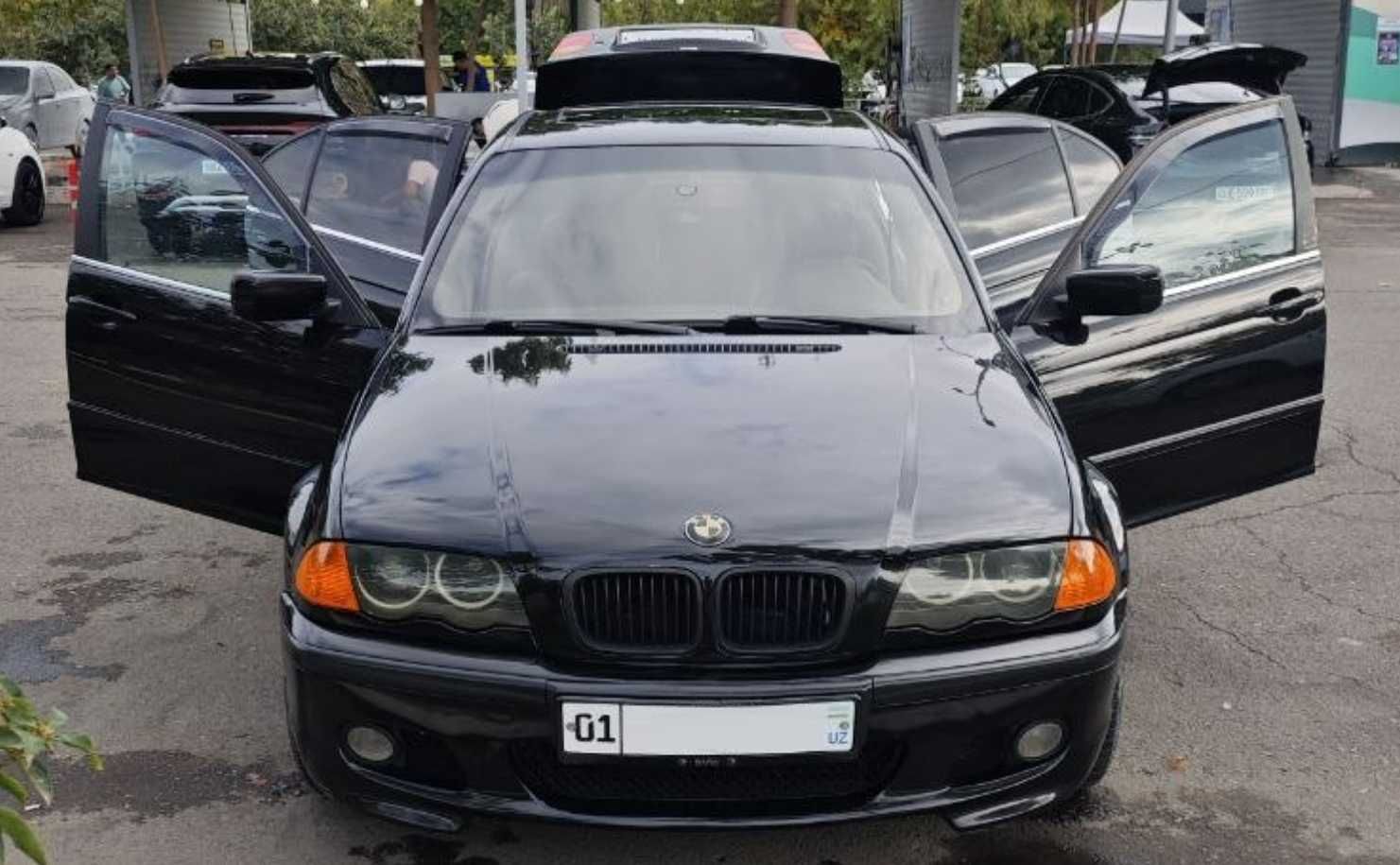 Bmw E46 черного цвета