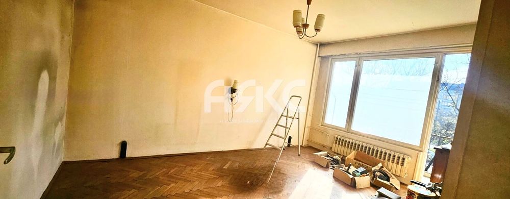 Тристаен светъл апартамент в кв. Гоце Делчев до МЕТРОСТАНЦИЯ