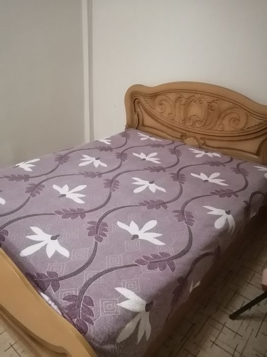 Продам кровать с матрацом, б/у