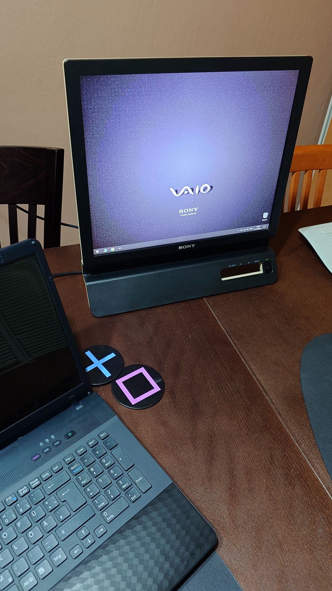 Монитор Sony TFT,LCD