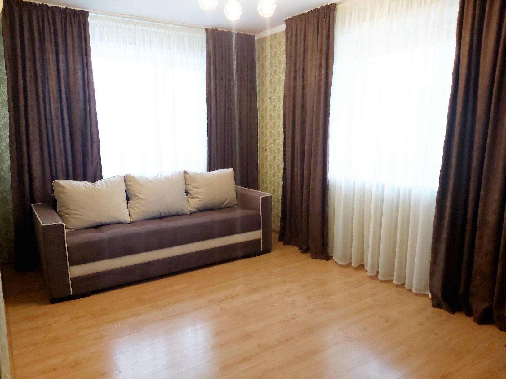 Сдам в аренду 2х комн. Квартиру посуточно