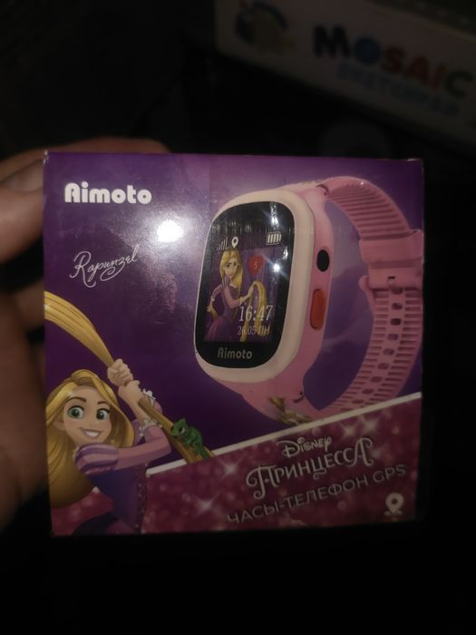 продам детские gps часы (рапунцель)