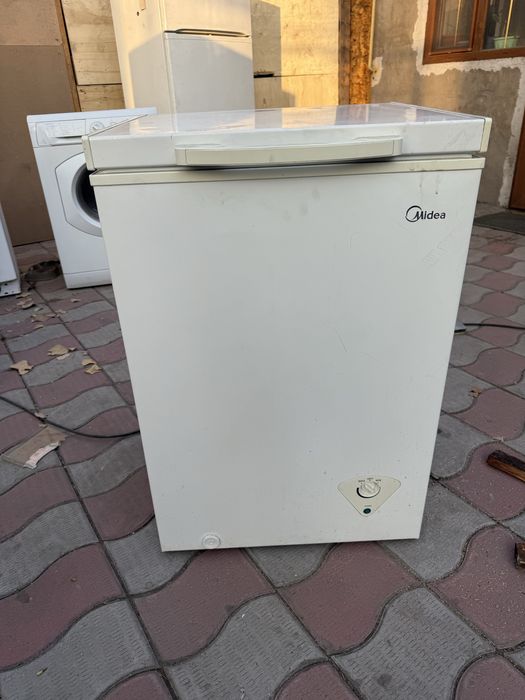 Продам морозильник