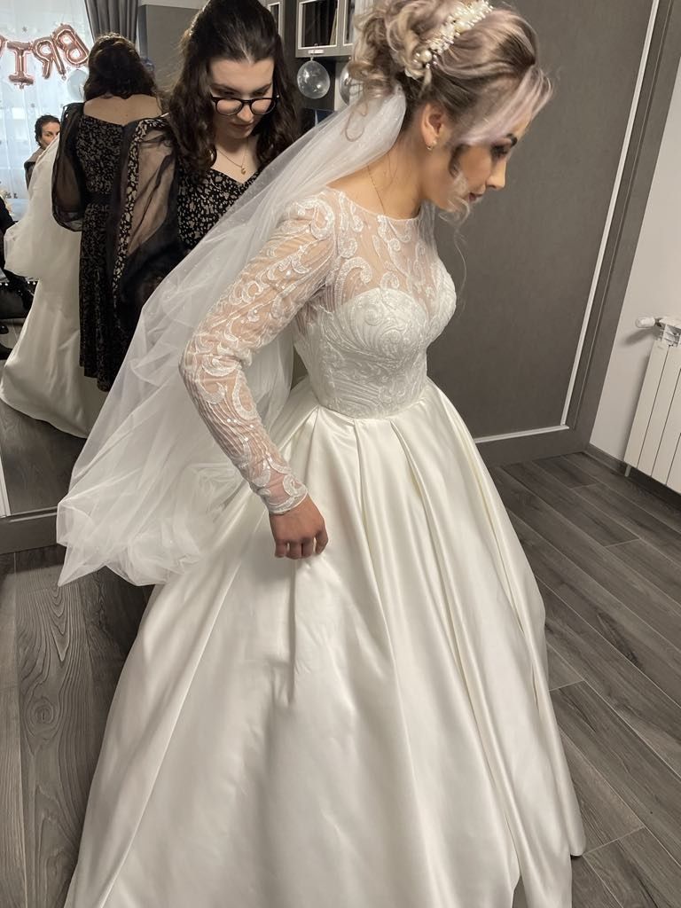 Vând rochie mireasa și accesorii