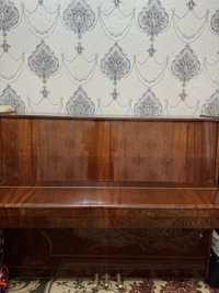 Продаётся Пианино  Belarus