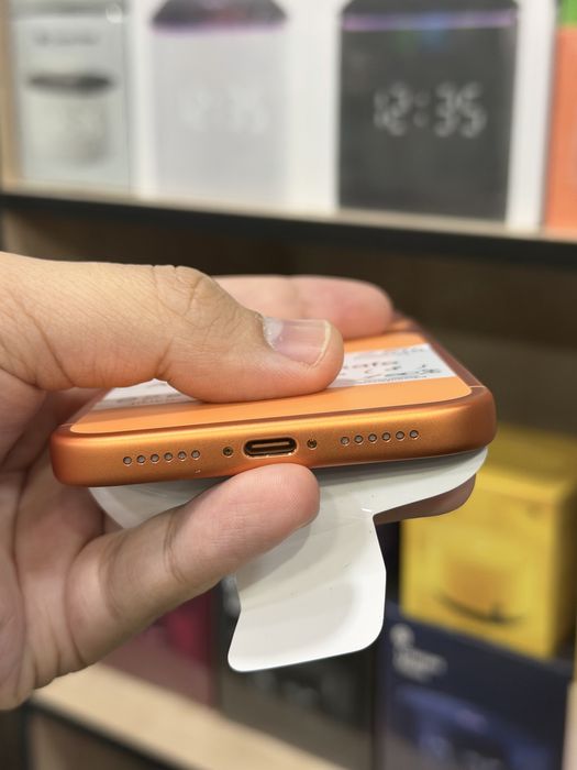 17 pro max 256 Sim+ e sim orange 8 cycles