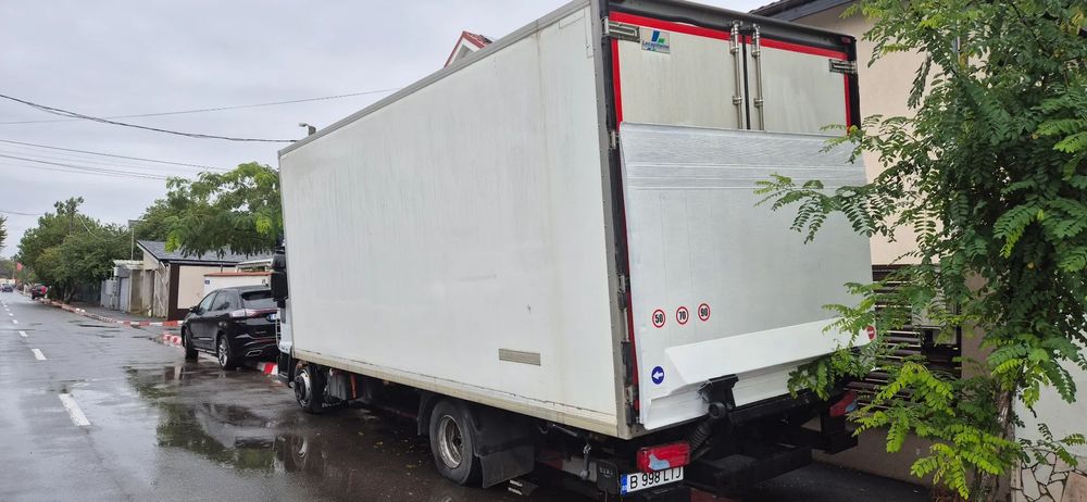 Iveco ML80E18 Camion Iveco Eurocargo  7,5t cu Lift