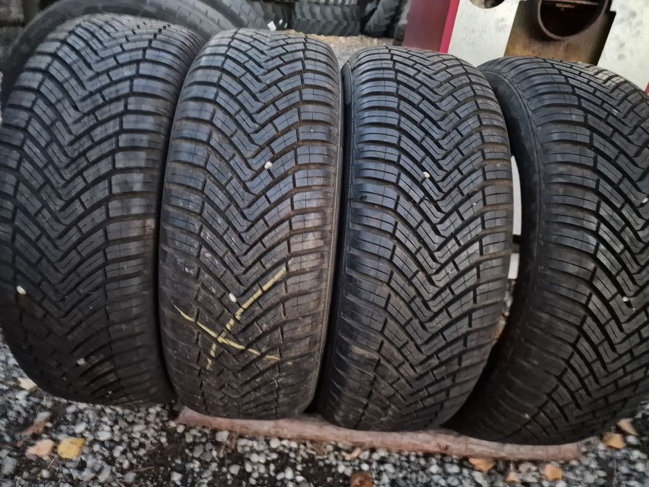 Anvelope 215/55R17 marca Continental, DOT 2024,All Season, noi