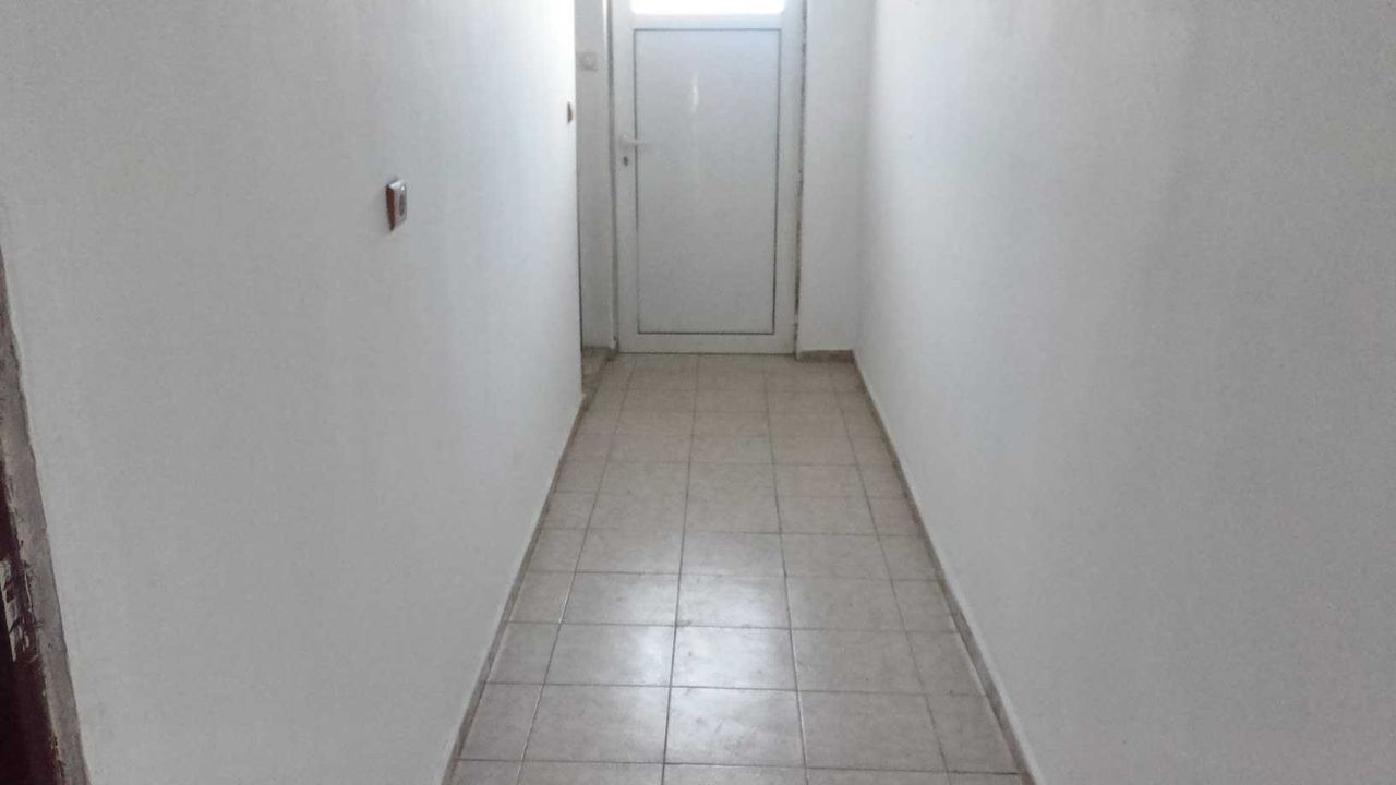 Дава се под наем Къща в с. Лозен, Област София-град - 55 кв.м за 280.5 € - Снимка #3