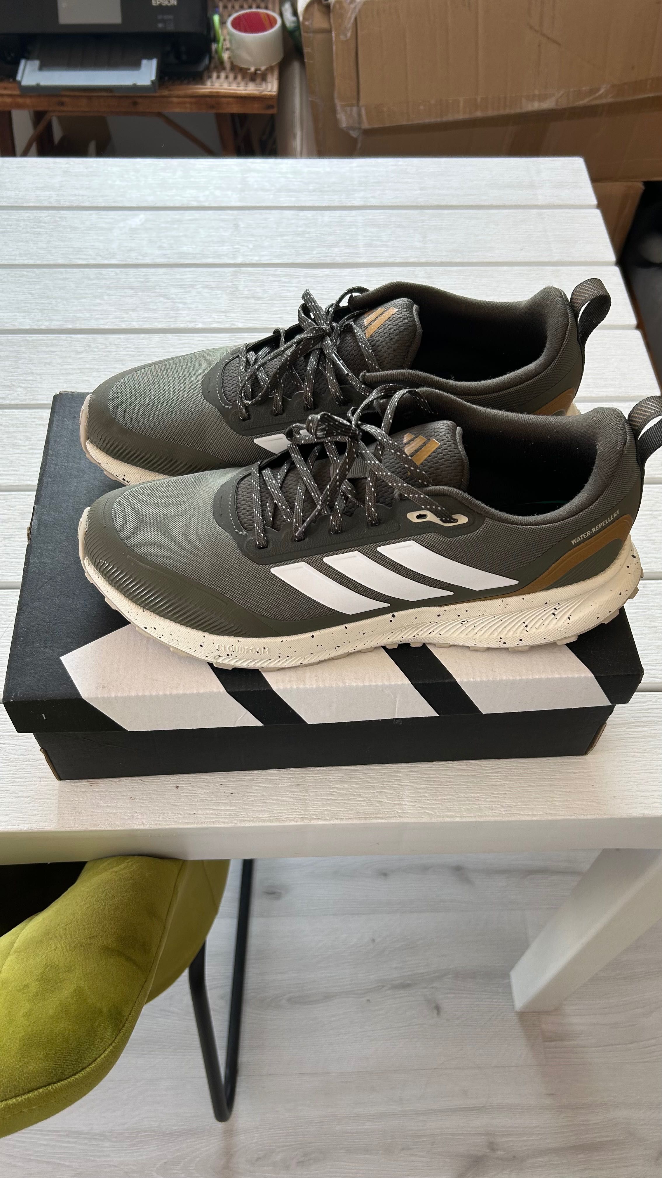 Adidas маратонки