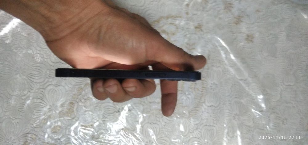 iphone 12 mini sotiladi