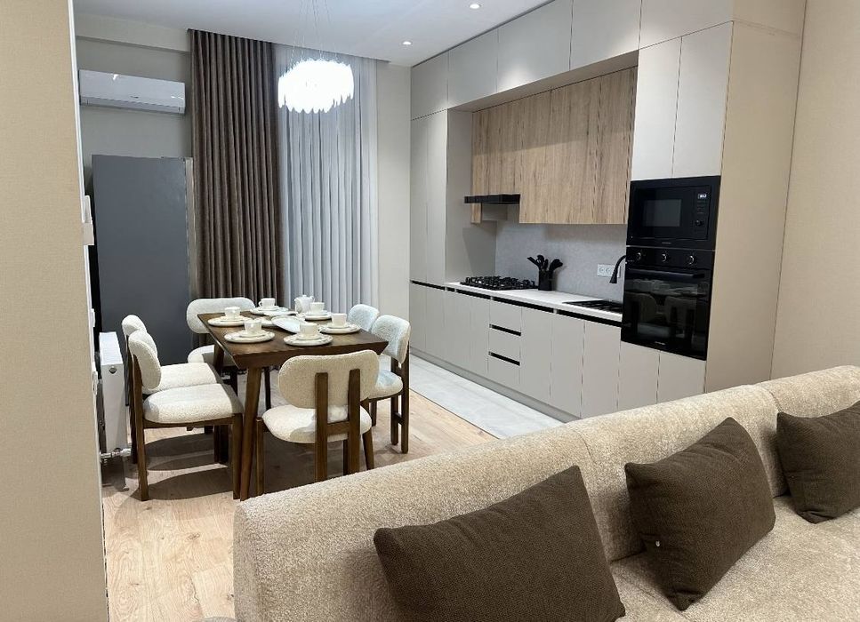 Аренда 2 ком Новостройка Максим Горький