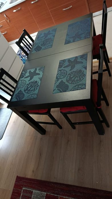 Vând masa extensibila