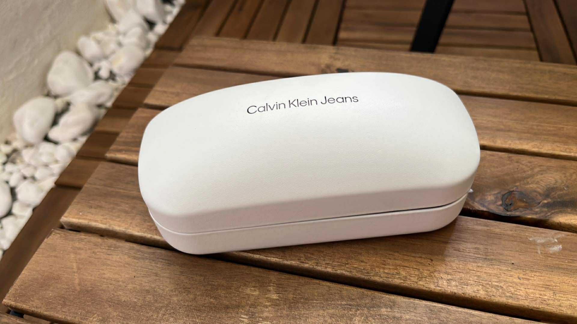 Oригинални слънчеви очила Calvin Klein