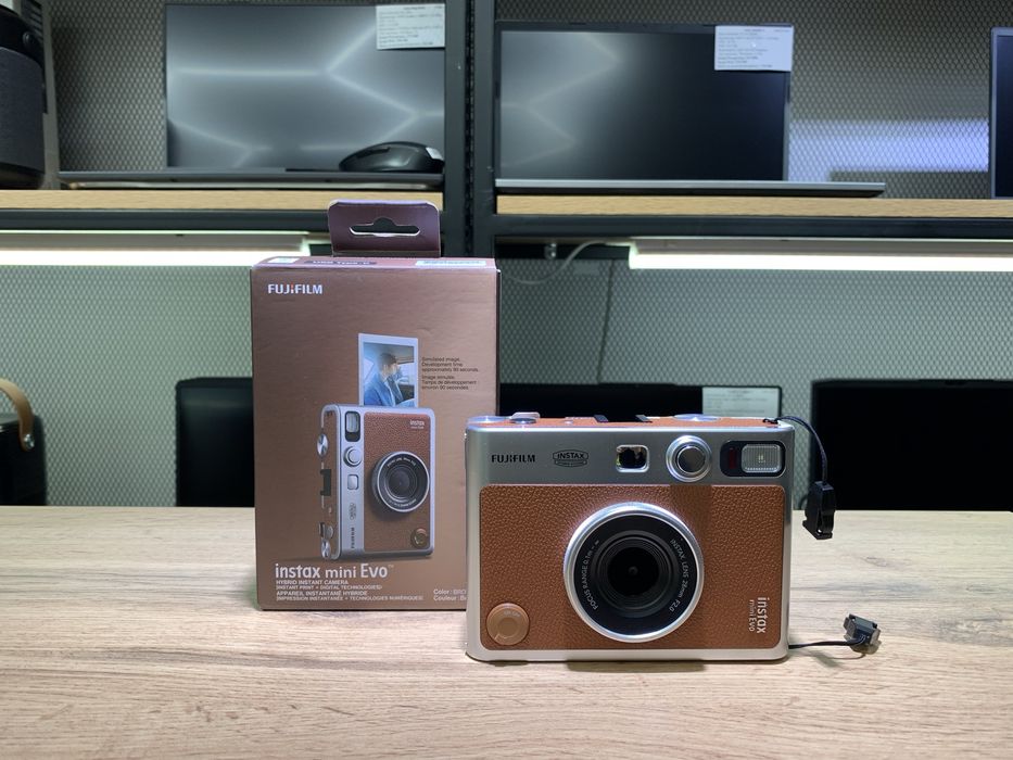 Фотокамера моментальной печати Fujifilm Instax Mini Evo, 10857/А10