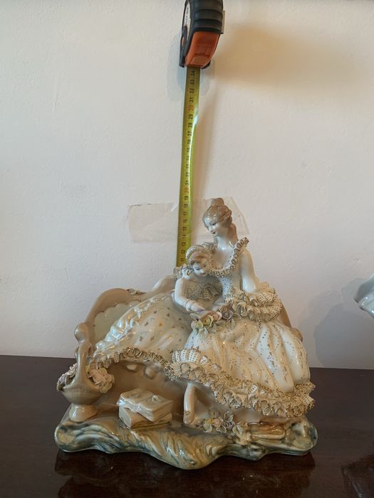 Bibelouri portelan , cristal , sticla , vaza