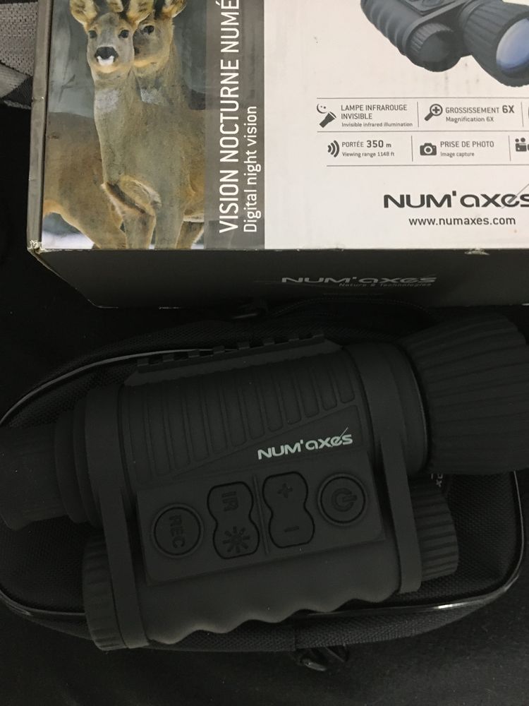 Binocular Night Vision cu IR Laser Bate 500M