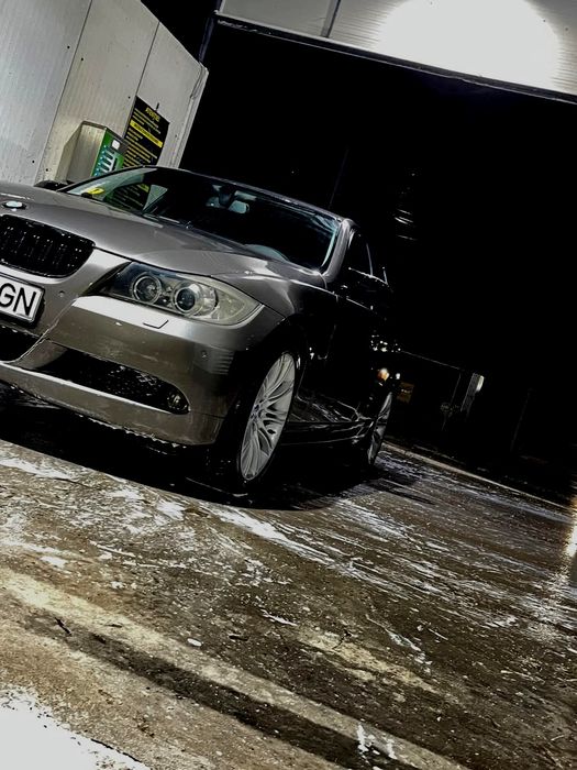 Vând/schimb BMW e91 320d