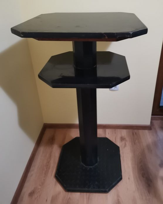 Маса за  коктейл