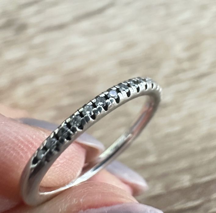 Inel de argint cu diamant