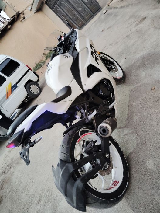 Yamaha r3 vadevnoy