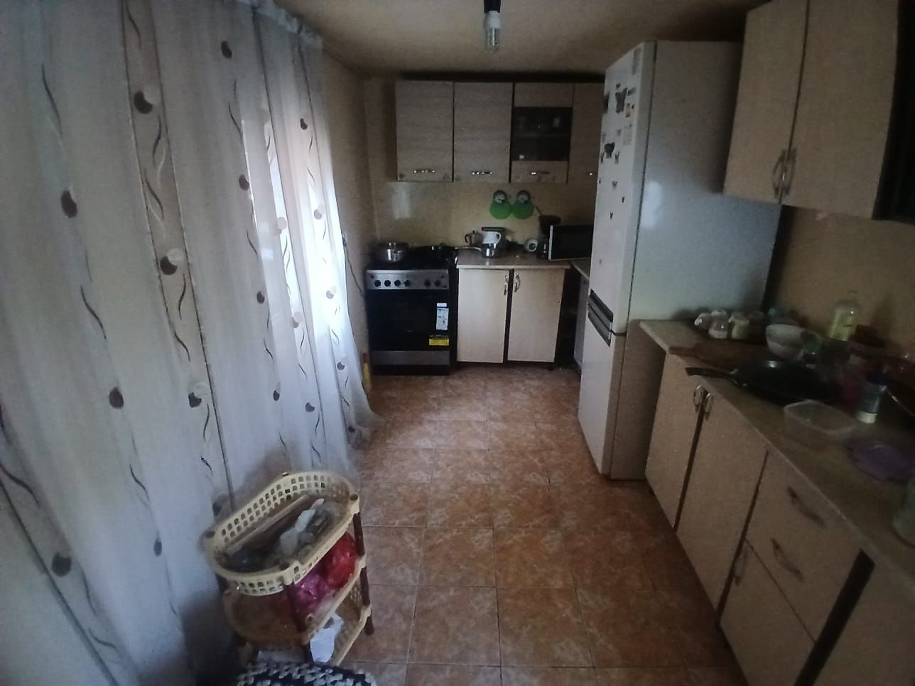 Vând casă urgent în sat Horezu Poenari comuna Valea Stanciului