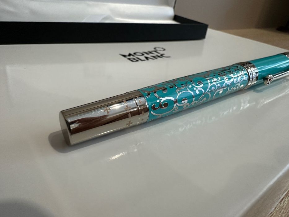 Stilou Mont blanc fountain pen 0.5 mm tickness