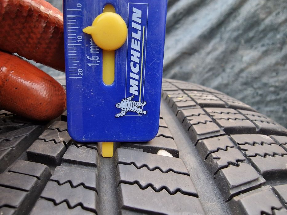 Anvelope 225/60R17 marca Hankook, M+S