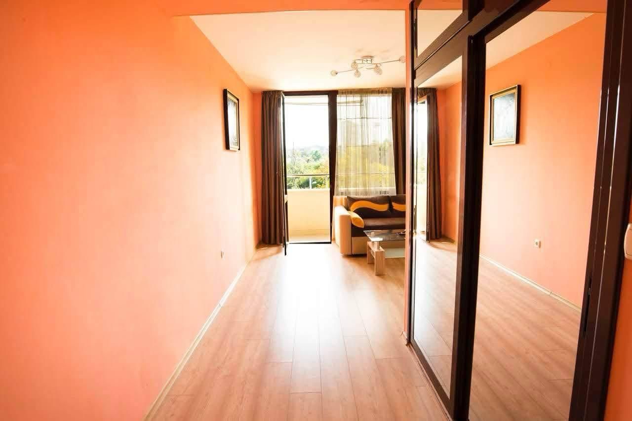 Дава се под наем Тристаен апартамент в София, Триъгълника - 90 кв.м за 699 € - Снимка #5
